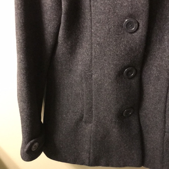88% Wool Abercrombie & Fitch Charcoal Black Fitted Coat - Picture 8 of 14